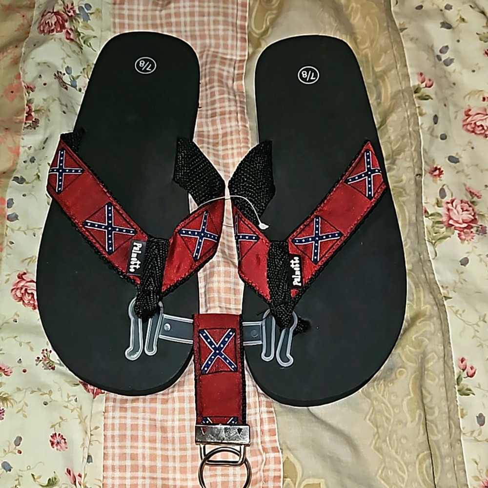Palmetto flip flops and key chain